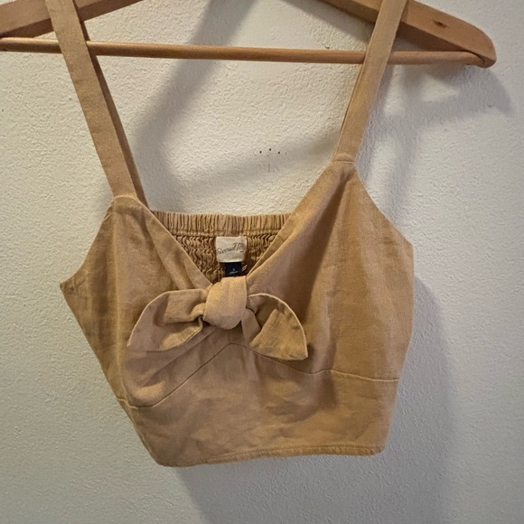 2 for 1 bundle crop tanks - Picture 3 of 5